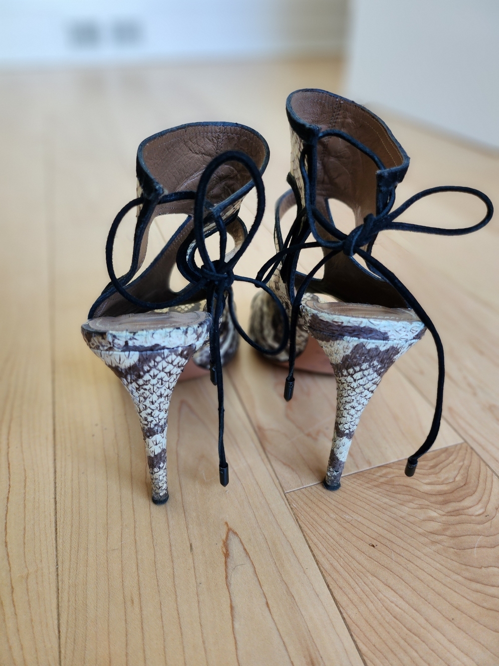 Aquazzura Brown & Cream Snake-Print Peep Toe Lace-Up Cutout Heels EU37.5 - Picture 4 of 7